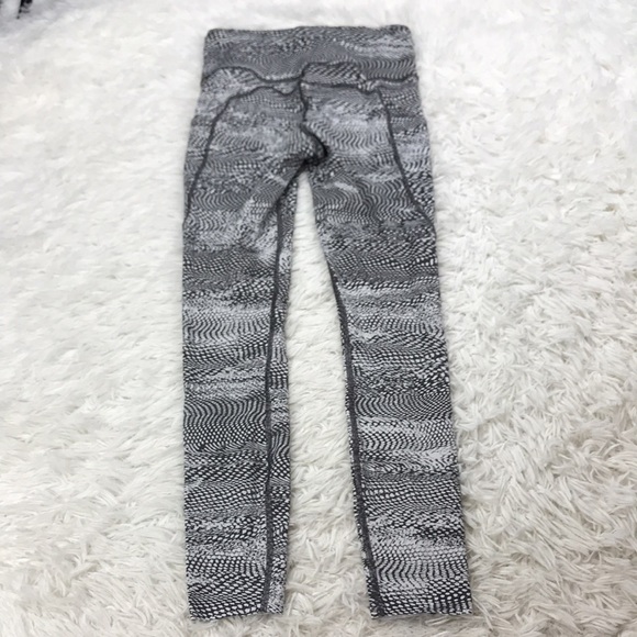 Lululemon Fast & Free 7/8 Tight II *Nulux 25" Swerve Vapor Metal Grey. - Picture 6 of 7